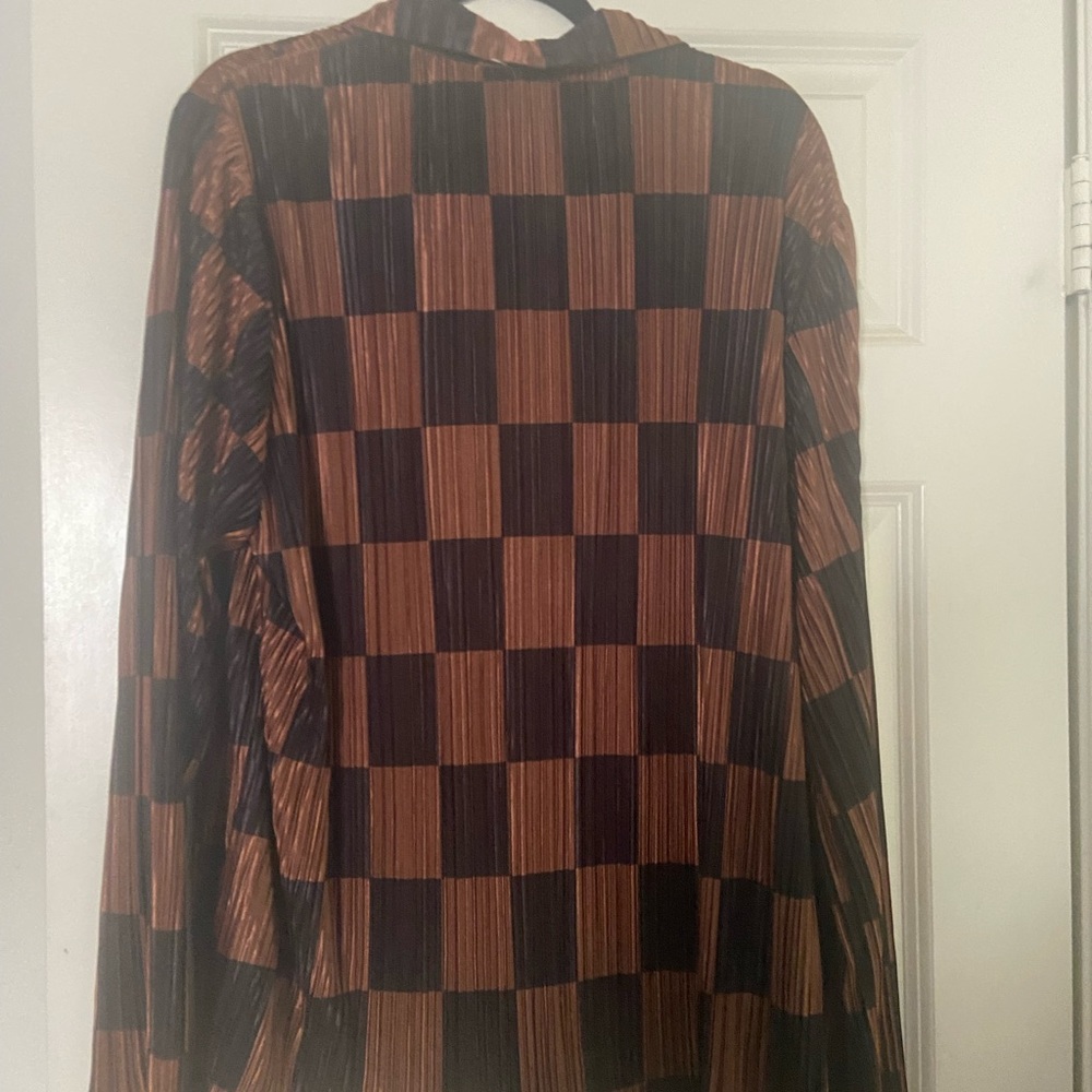 Dressed in LALA plisse checkered set - Picture 3 of 6